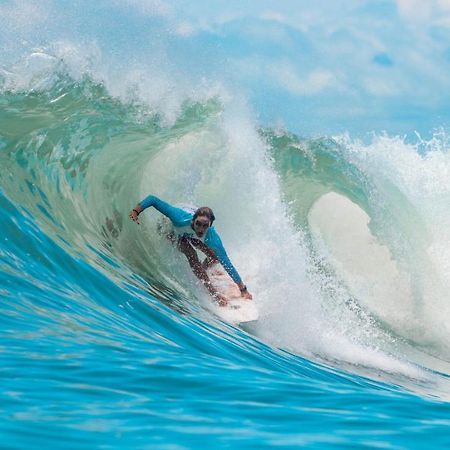 Surf Synergy Surf Camp Villa Jacó Kültér fotó