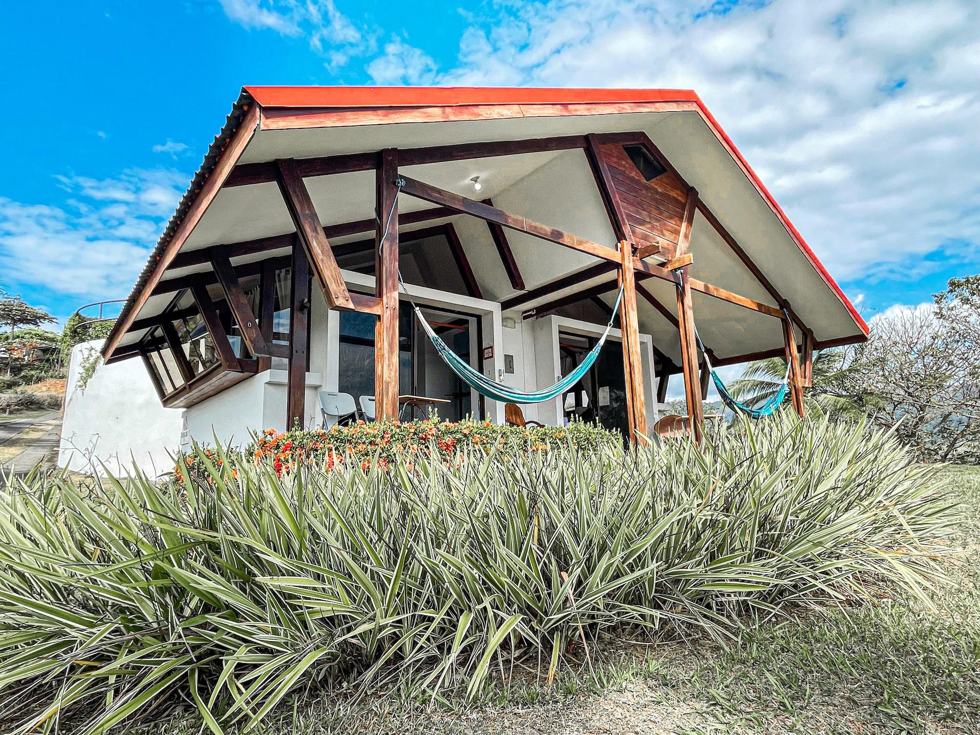 Surf Synergy Surf Camp Villa Jacó Kültér fotó