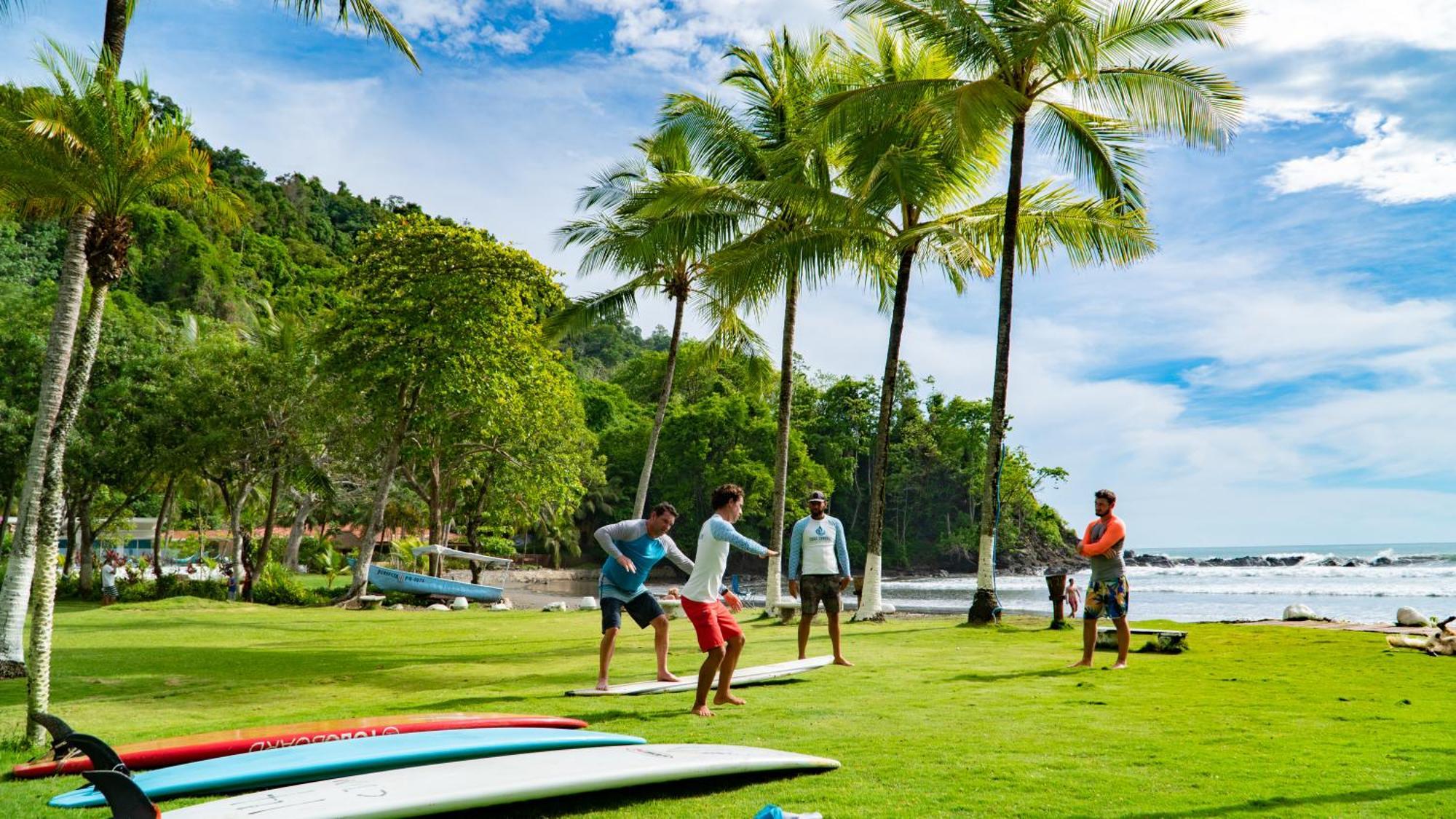 Surf Synergy Surf Camp Villa Jacó Kültér fotó